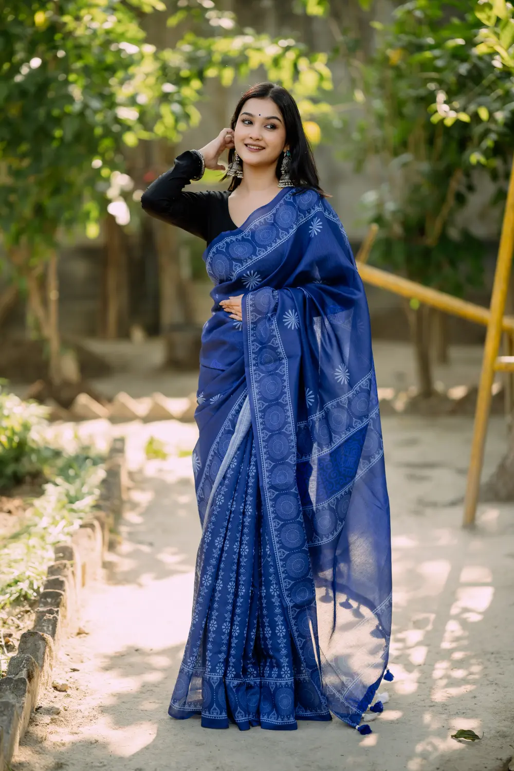 নীলাঞ্জনা সফট সিল্ক শাড়ি